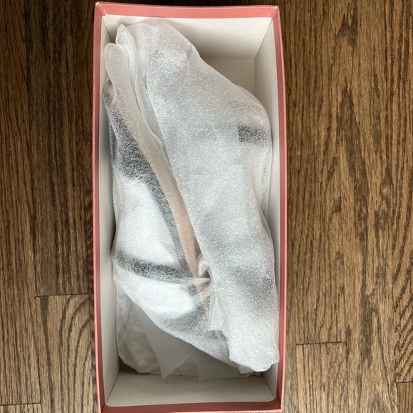 *BRAND NEW* Cult Gaia Liz Sandals - Picture 9 of 11